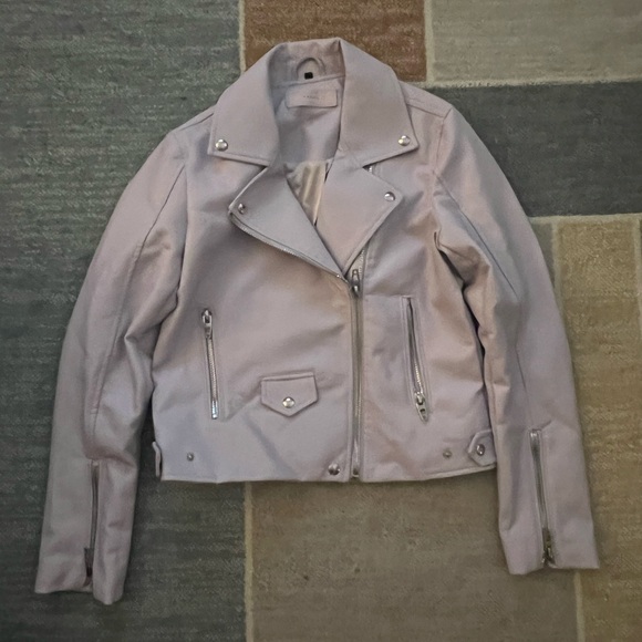 Blank NYC Jackets & Blazers - BN Blank NYC Faux Leather Moto Jacket in Highway Star (Lavender), Size Small